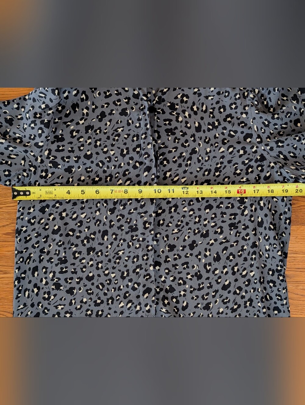 Lilli Sucre Slate Blue-Gray Leopard Animal Print Button Down Shirt - Picture 12 of 14